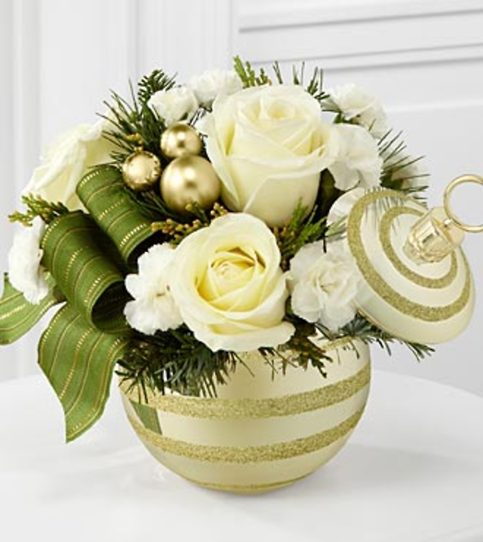 Season\'s Greetings Bouquet