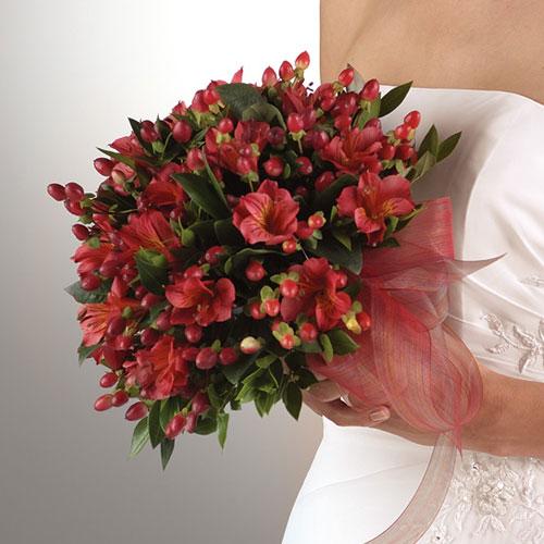 Alstroemeria & Hypericum Bouquet