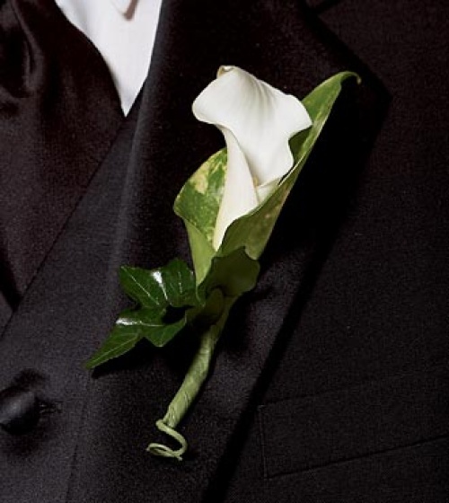 Calla Lily Promise Boutonniere