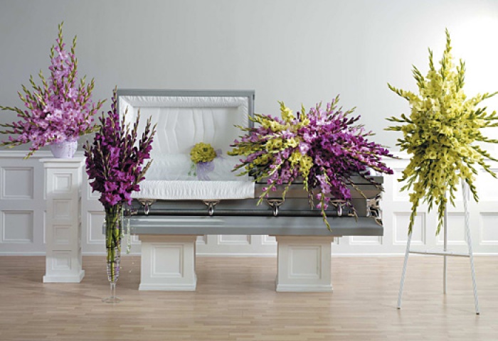 Lavender Gladiolus Arrangement