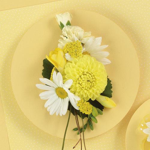 Daisy and Dahlia Corsage